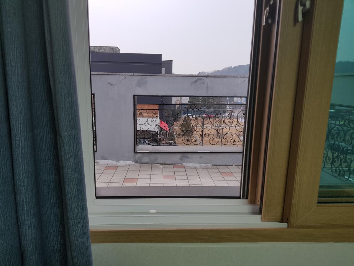 Buzz Guesthouse Incheon Esterno foto